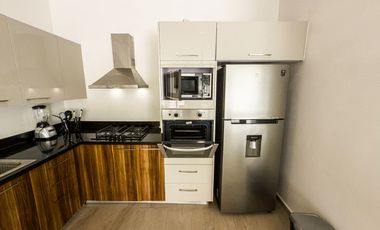 CASA de 3 niveles y rooftop con jacuzzi EL cielo residencial