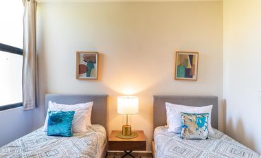 CASA de 3 niveles y rooftop con jacuzzi EL cielo residencial