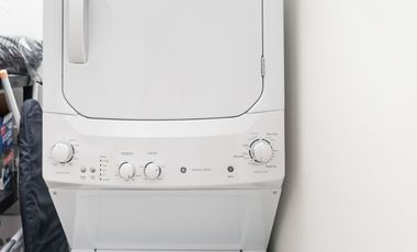 CASA de 3 niveles y rooftop con jacuzzi EL cielo residencial