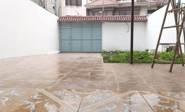 Casa de venta Sector Narancay atras del super stock cerca al colegio Borja Cuenca Ecuador.