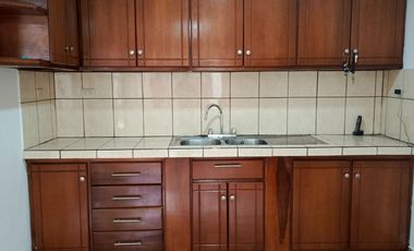 Casa de venta Sector Narancay atras del super stock cerca al colegio Borja Cuenca Ecuador.