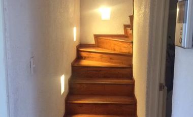 Excelente Casa, muy bien ubicada.