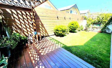 Estupenda casa en venta Laguna norte Valle Grande