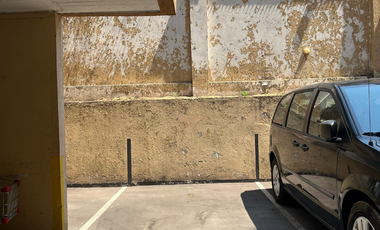 Se Vende Amplio Y Remodelado 2d+2b+estacion. Las Condes