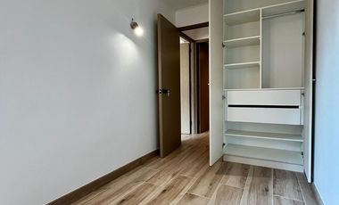 Se Vende Amplio Y Remodelado 2d+2b+estacion. Las Condes