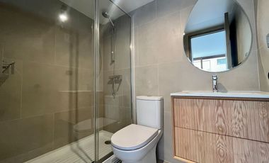 Se Vende Amplio Y Remodelado 2d+2b+estacion. Las Condes