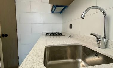 Se Vende Amplio Y Remodelado 2d+2b+estacion. Las Condes