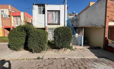 Casa duplex plata baja en Pachuca