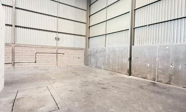 BODEGA EN RENTA EN POLÍGONO EMPRESARIAL SANTA ROSA JAUREGUI 175.46M2