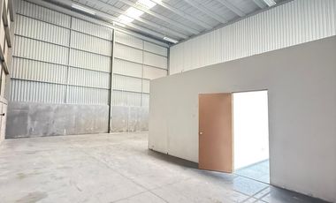 BODEGA EN RENTA EN POLÍGONO EMPRESARIAL SANTA ROSA JAUREGUI 175.46M2
