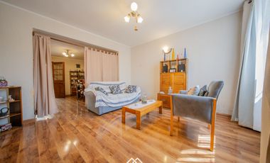 Oportunidad única en San Miguel: ideal para vivir, emprender o invertir.