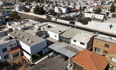 Departamento de dos recamaras completamente amueblados