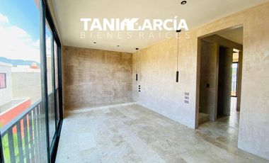 Vendo Preventa de casa de 3 niveles!! con 240 m2 de construcción!!, lista para un Roof Garden!!