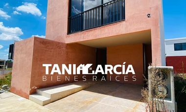 Vendo Preventa de casa de 3 niveles!! con 240 m2 de construcción!!, lista para un Roof Garden!!
