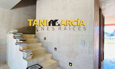 Vendo Preventa de casa de 3 niveles!! con 240 m2 de construcción!!, lista para un Roof Garden!!