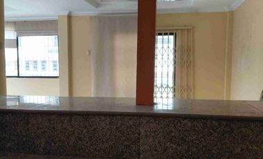 Alborada X, alquiler amplio departamento 1er piso alto, zona cerrada, 2 dormitorios 1 parqueo