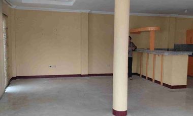 Alborada X, alquiler amplio departamento 1er piso alto, zona cerrada, 2 dormitorios 1 parqueo