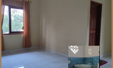 Jual Cepat RUMAH SEMI VILLA Bisa dibuat TOWN HOUSE Lokasi Cibiru bandung