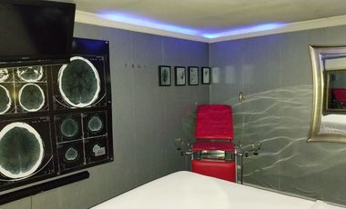 Establecimiento 14 dormitorios y 14 baños para uso motel o arriendo de habitaciones en Recoleta