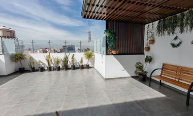 EXCLUSIVO TRIPLEX EN CAYMA CON ASCENSOR Y COCHERA