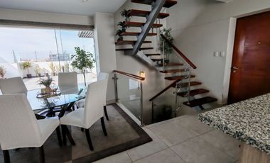 EXCLUSIVO TRIPLEX EN CAYMA CON ASCENSOR Y COCHERA