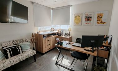 EXCLUSIVO TRIPLEX EN CAYMA CON ASCENSOR Y COCHERA