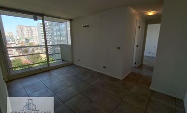 Dpto. 2 Dorm / 1 Baño / 1 Est./ 1 Bodega.-San Isidro, Santiago Centro.-