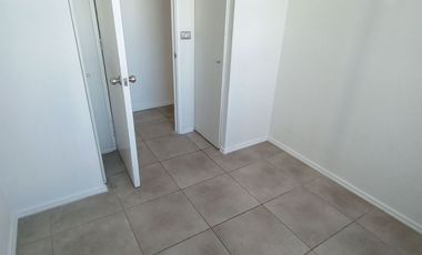 Dpto. 2 Dorm / 1 Baño / 1 Est./ 1 Bodega.-San Isidro, Santiago Centro.-