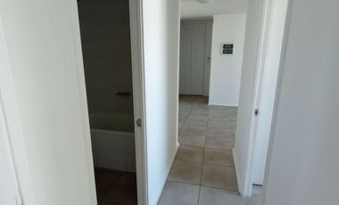 Dpto. 2 Dorm / 1 Baño / 1 Est./ 1 Bodega.-San Isidro, Santiago Centro.-