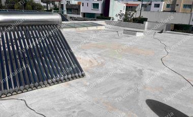 renta casa en lomas 888