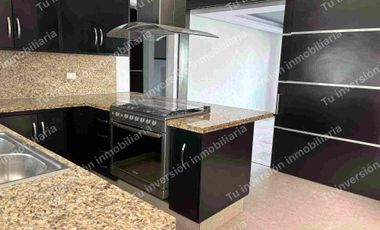 renta casa en lomas 888