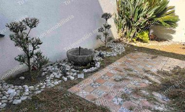 renta casa en lomas 888