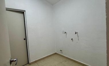 Casa en RENTA En Pachuca. Con 3 habitaciones, baños nuevos, zona segura. BONANZA