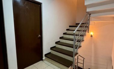 Casa en RENTA En Pachuca. Con 3 habitaciones, baños nuevos, zona segura. BONANZA