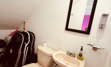 VENTA DE CASA SOLA DE DOS NIVELES EN CUAUTLA, MORELOS.