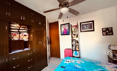 VENTA DE CASA SOLA DE DOS NIVELES EN CUAUTLA, MORELOS.