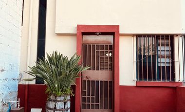 VENTA DE CASA SOLA DE DOS NIVELES EN CUAUTLA, MORELOS.