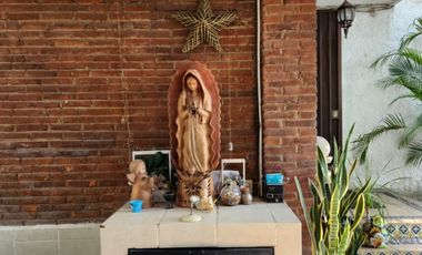 Casa en Fraccionamiento con Vigilancia