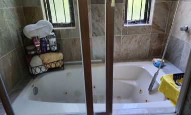 Casa en Fraccionamiento con Vigilancia