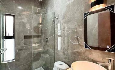 Excelente oportuindad para invertir en Boca del Rio en esta gran casa en PREVENTA