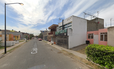 CASA EN VENTA EN SAN JOSÉ DEL CASTILLO, JAL. – Oportunidad: Espacio y Potencial en un Entorno Tranquilo, Recuperación Bancaria