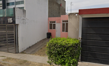 CASA EN VENTA EN SAN JOSÉ DEL CASTILLO, JAL. – Oportunidad: Espacio y Potencial en un Entorno Tranquilo, Recuperación Bancaria