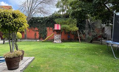 Descubre Esta Impresionante Casa De Lujo, Bien Iluminada Y Con Espacios De Diseño Únicos , Diseñada Para Ofrecer Un Estilo De Vida Excepcional.