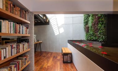 Descubre Esta Impresionante Casa De Lujo, Bien Iluminada Y Con Espacios De Diseño Únicos , Diseñada Para Ofrecer Un Estilo De Vida Excepcional.