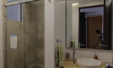 Descubre Esta Impresionante Casa De Lujo, Bien Iluminada Y Con Espacios De Diseño Únicos , Diseñada Para Ofrecer Un Estilo De Vida Excepcional.