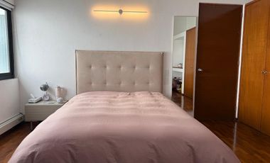 Descubre Esta Impresionante Casa De Lujo, Bien Iluminada Y Con Espacios De Diseño Únicos , Diseñada Para Ofrecer Un Estilo De Vida Excepcional.