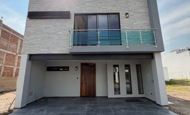 CASA NUEVA A ESTRENAR EN COTO ALTANZA SOLARES ZAPOPAN JALISCO