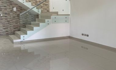 Hermosa CASA en CENTRO SUR