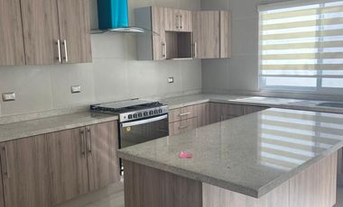 Hermosa CASA en CENTRO SUR