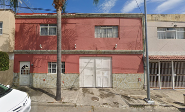 ¡OPORTUNIDAD ÚNICA! REMATO CASA EN MONTES HIMALAYAS, POSTES CUATES. GUADALAJARA